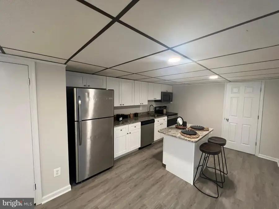 1 Carriage Lamp Ct, Baltimore, MD 21234 - #3