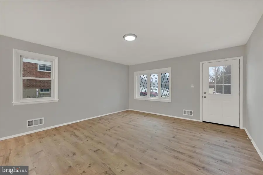 2302 Weathervane Rd, Baltimore, MD 21234 - #3