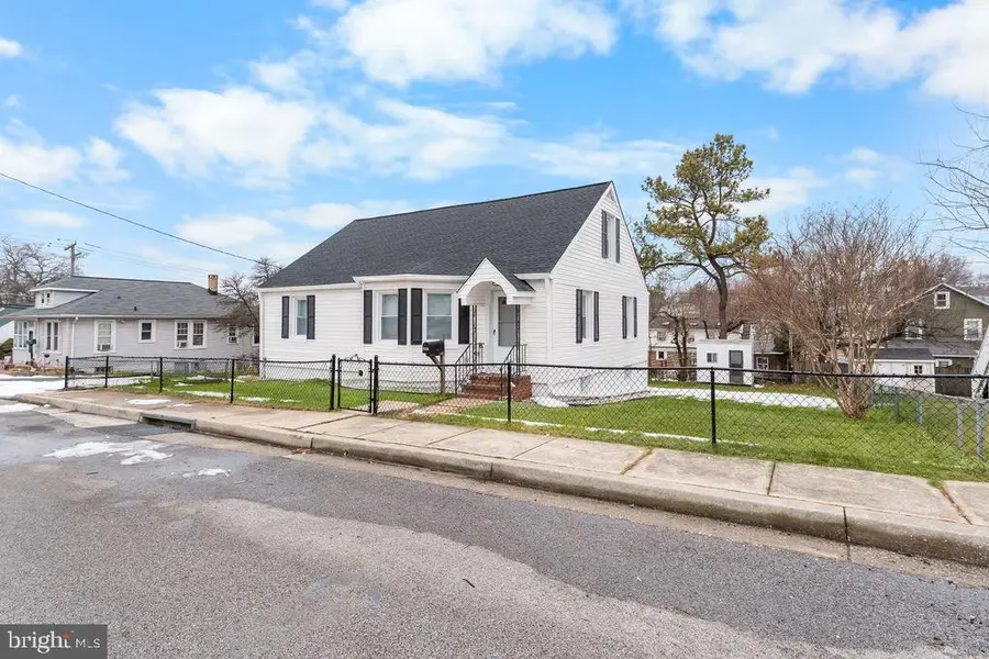 302 4th Avenue, Halethorpe, MD 21227 - #2