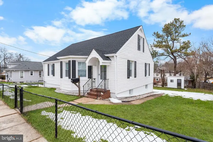 302 4th Avenue, Halethorpe, MD 21227 - #3