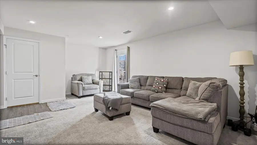 564 Katherine Ave, Baltimore, MD 21221 - #2