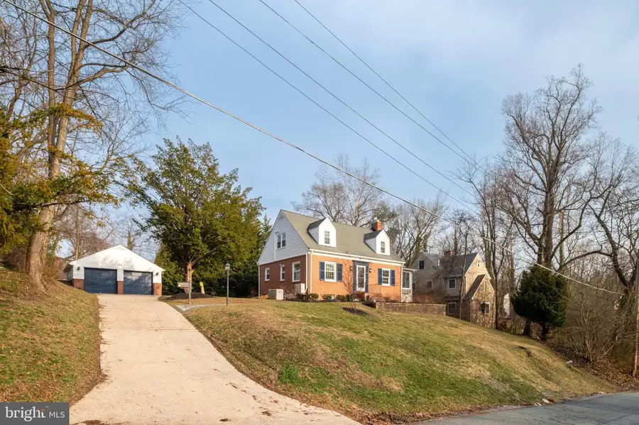 7 Overhill Rd, Baltimore, MD 21228 - #2