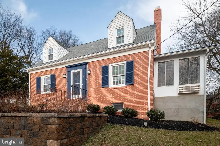 7 Overhill Rd, Baltimore, MD 21228 - #3