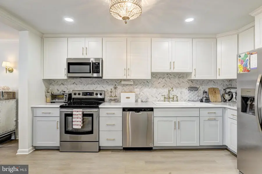 64 River Oaks Cir, Baltimore, MD 21208 - #2