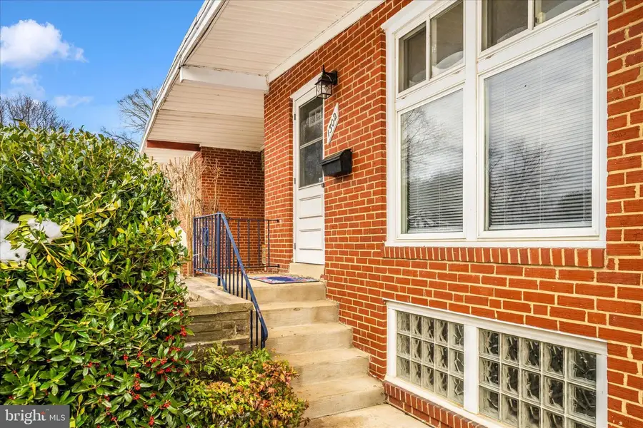 1302 Glenmont Rd, Baltimore, MD 21239 - #3