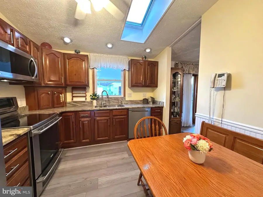 13 Cinder Rd, Lutherville Timonium, MD 21093 - #3