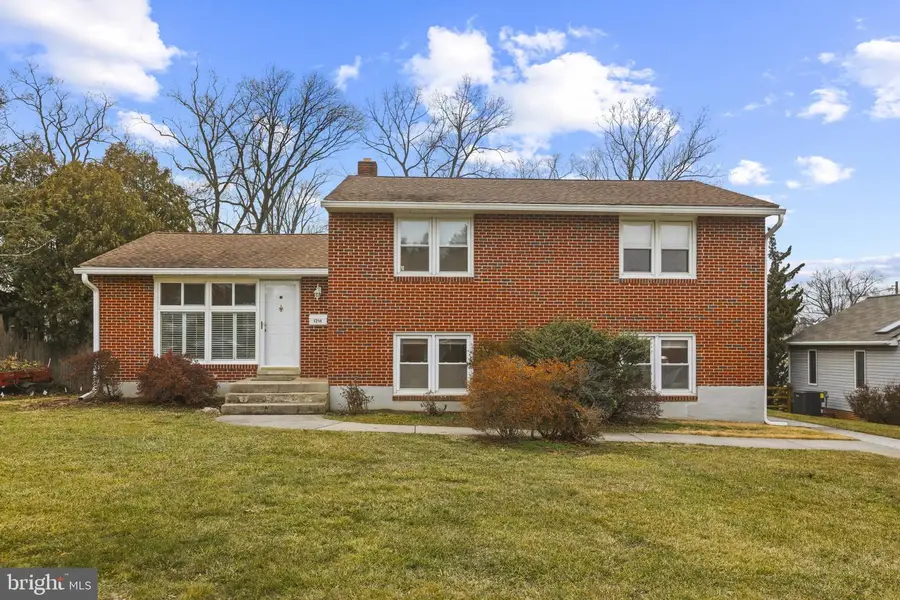 1214 Oakcroft Dr, Lutherville Timonium, MD 21093 - #2