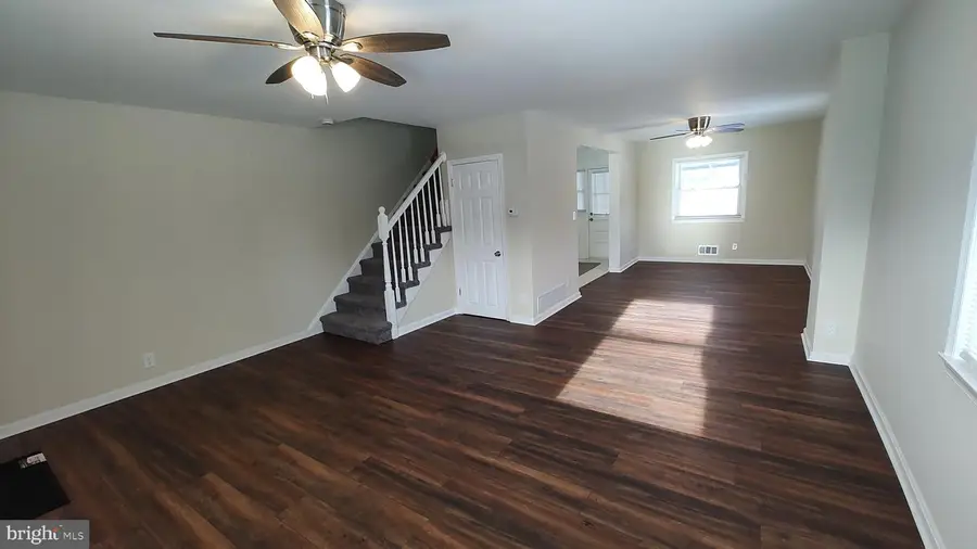 2247 Graythorn Rd, Middle River, MD 21220 - #3