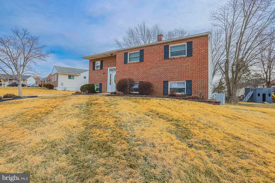 3 Veitch Ct, Baltimore, MD 21236 - #2