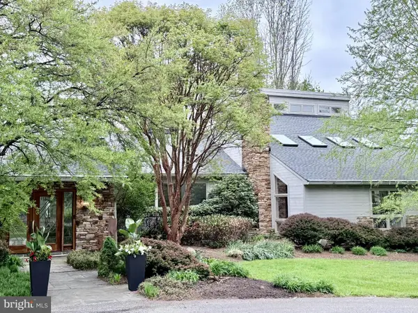 3 Brook Farm Ct, COCKEYSVILLE, MD 21030