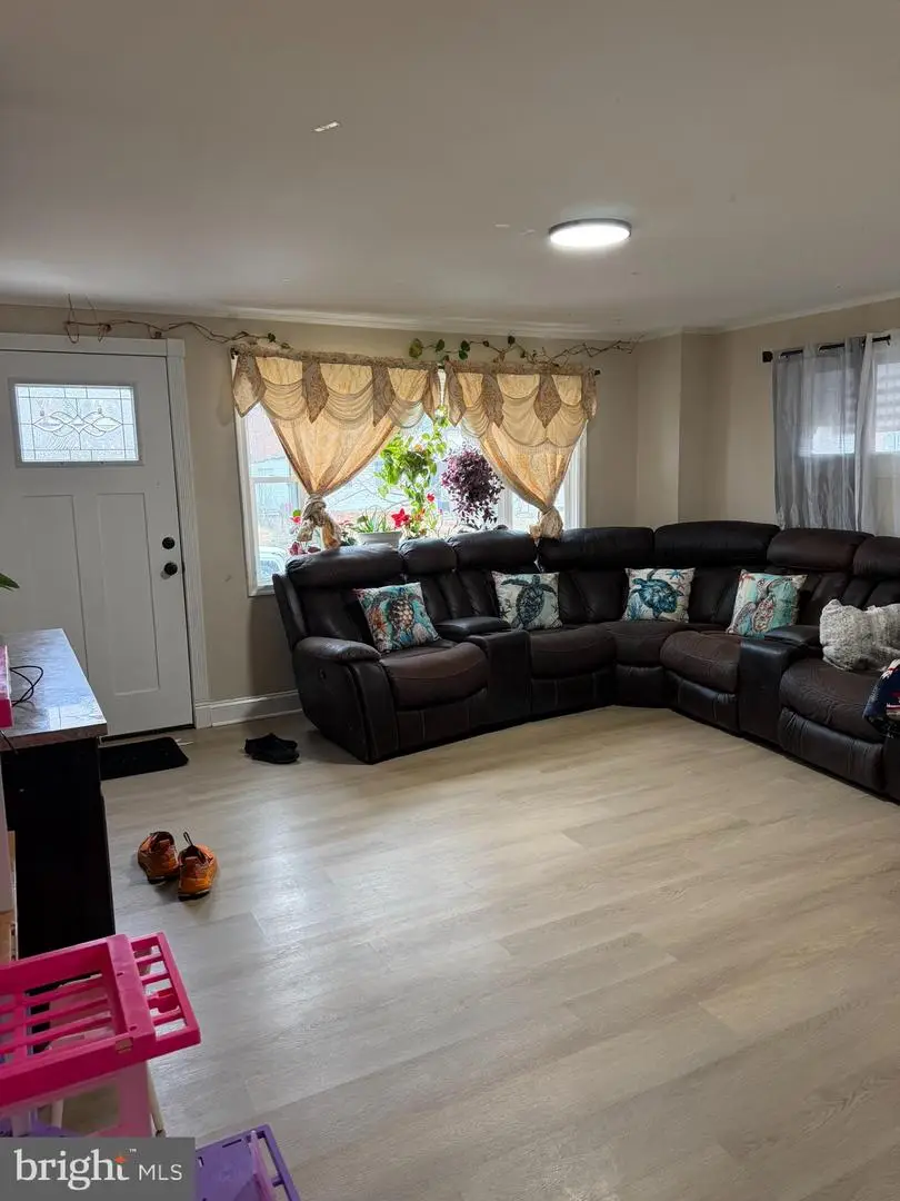 8013 Gough St, Baltimore, MD 21224 - #3