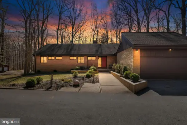 4 Chellis Ct, OWINGS MILLS, MD 21117