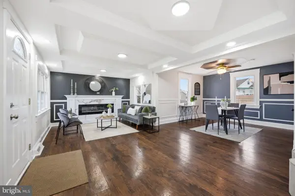 14 Beach Dr, DUNDALK, MD 21222