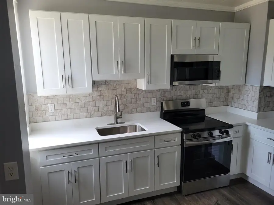 6757 Woodley Rd, Dundalk, MD 21222 - #2