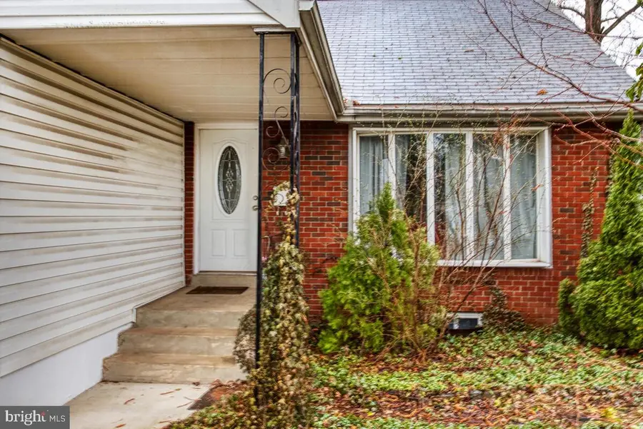 6 Westbury Rd, Lutherville Timonium, MD 21093 - #3