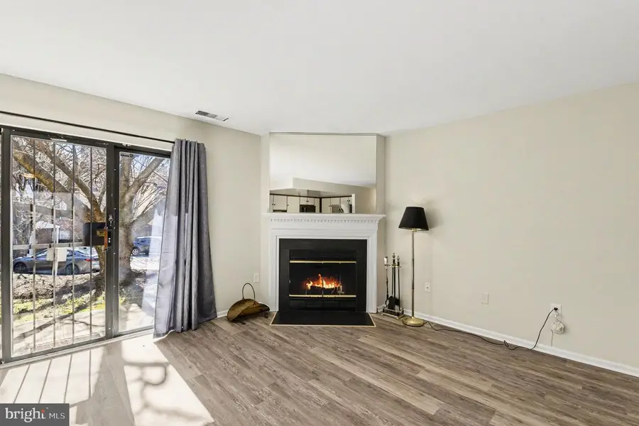 49 Ashlar Hill Ct #49, Parkville, MD 21234 - #2