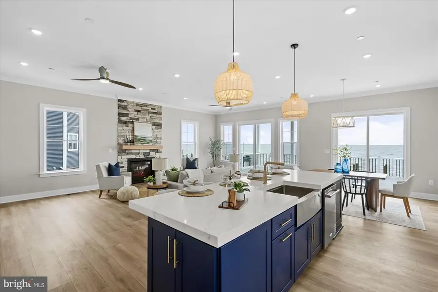 8823 Chesapeake Ave, Sparrows Point, MD 21219 - #3