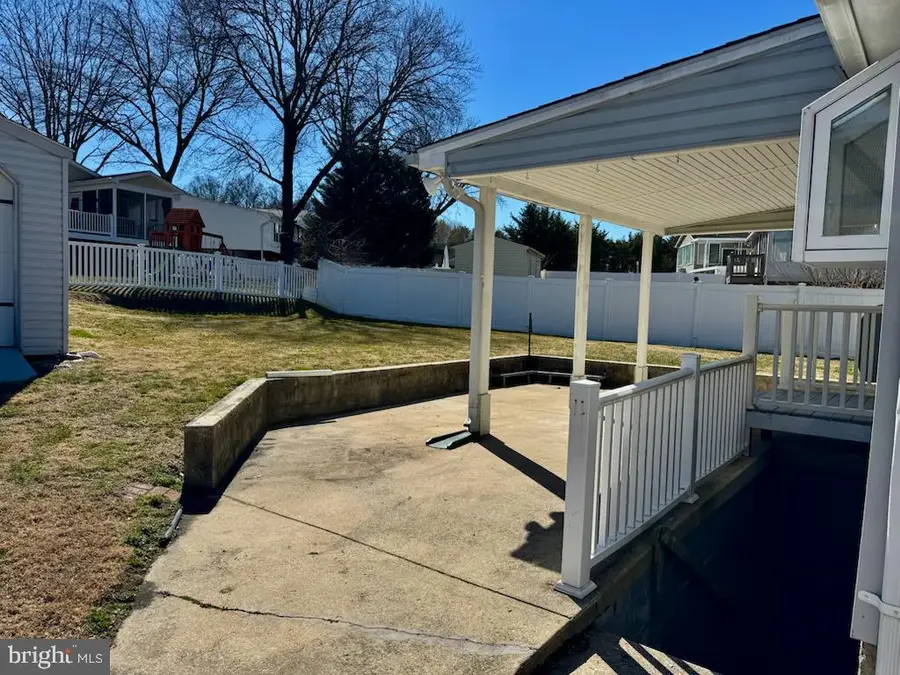 12129 Buttonwood Ln, Baltimore, MD 21220 - #2