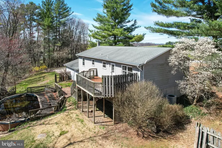 19535 Graystone Rd, White Hall, MD 21161 - #2