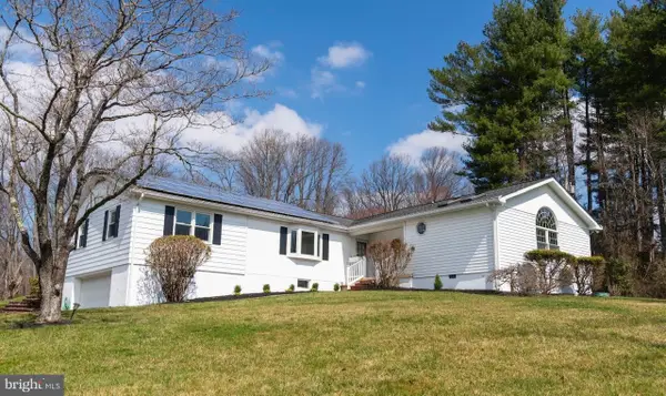 4402 Meadowcliff Rd, GLEN ARM, MD 21057