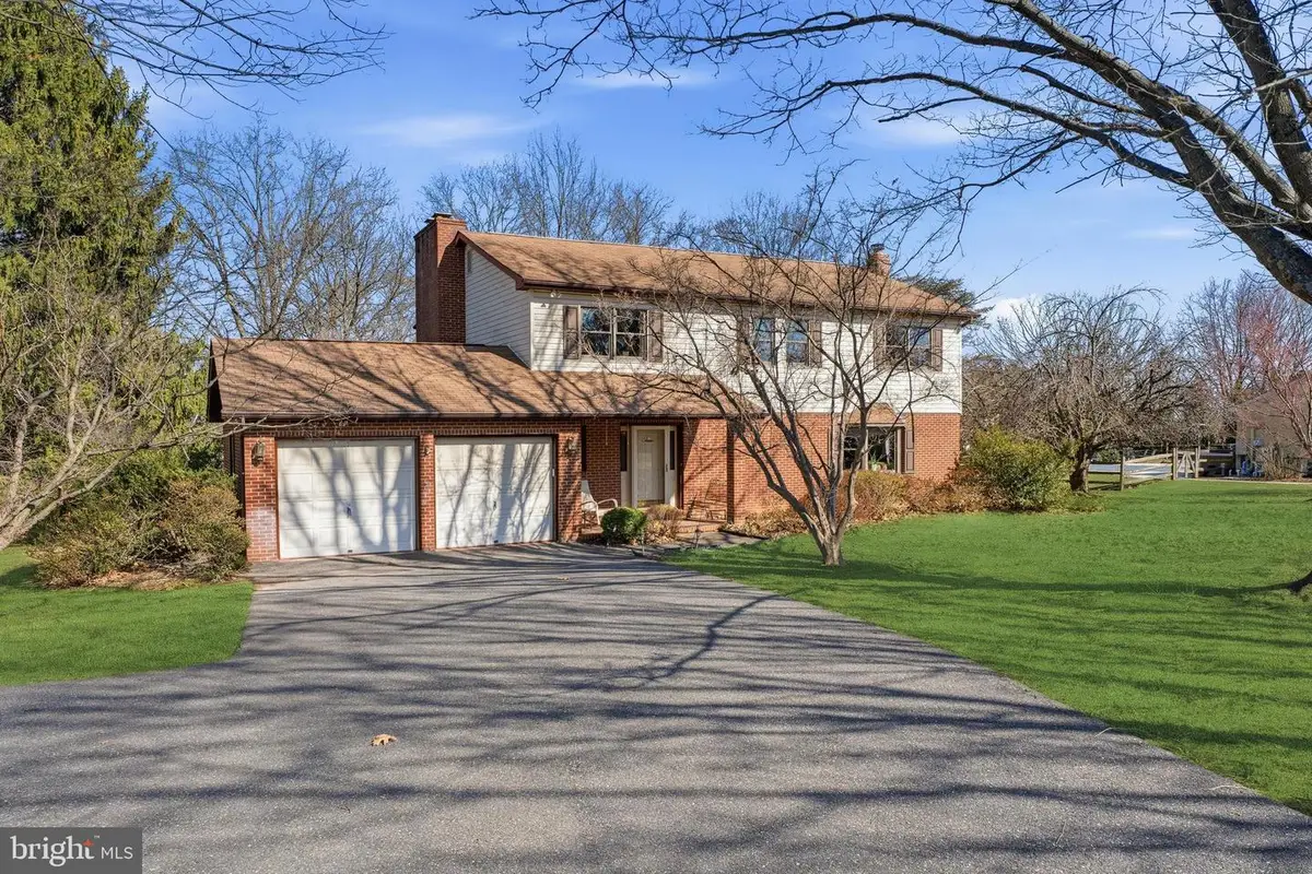 14017 Manor Rd, Baldwin, MD 21013 - #1