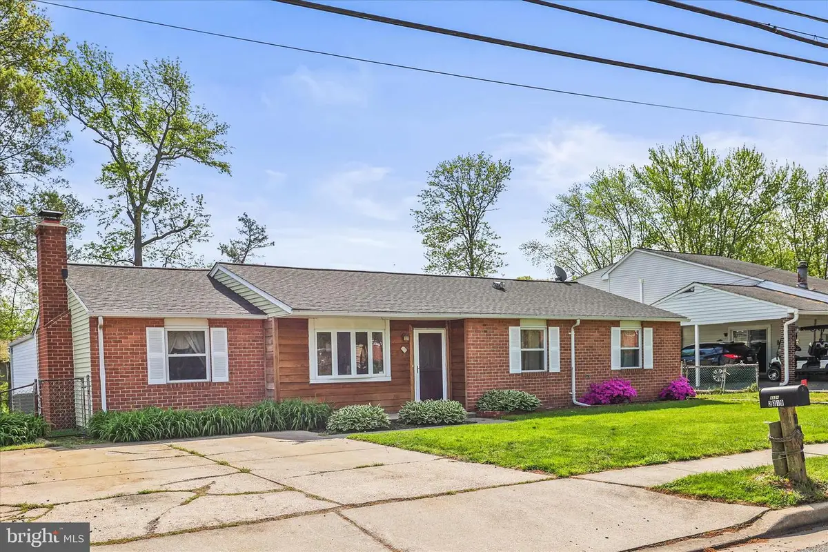 2219 Lodge Farm Rd, Sparrows Point, MD 21219 - #1