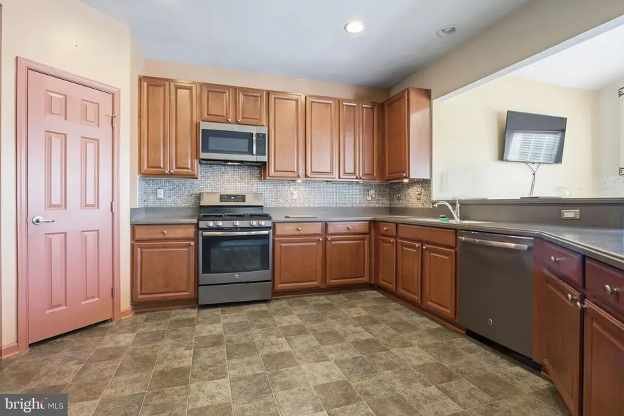 3212 Ridgeway Pl, Windsor Mill, MD 21244 - #3