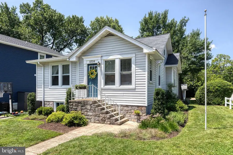 6504 Maplewood Rd, Baltimore, MD 21212 - #2