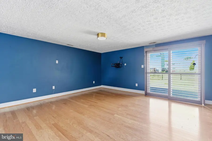 8 Primrose Court, Parkville, MD 21234 - #3
