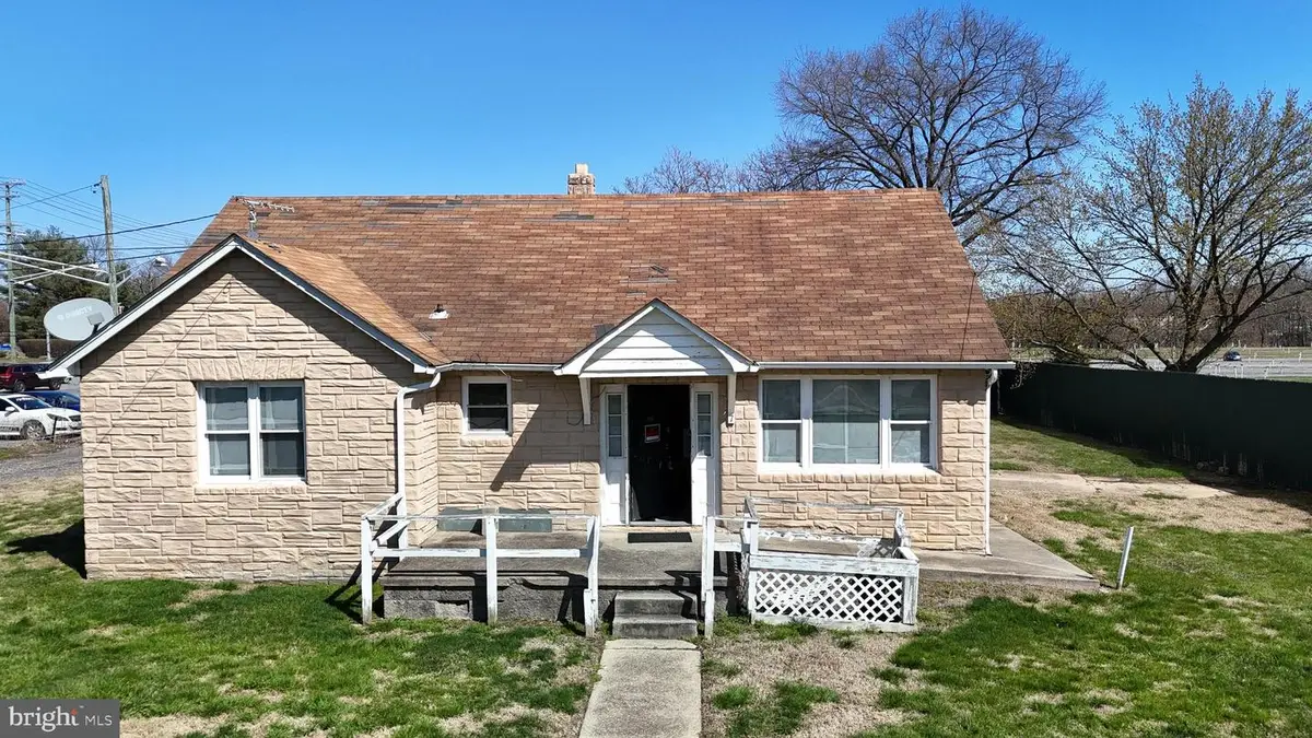 7 Woodland, Middle River, MD 21220 - #1