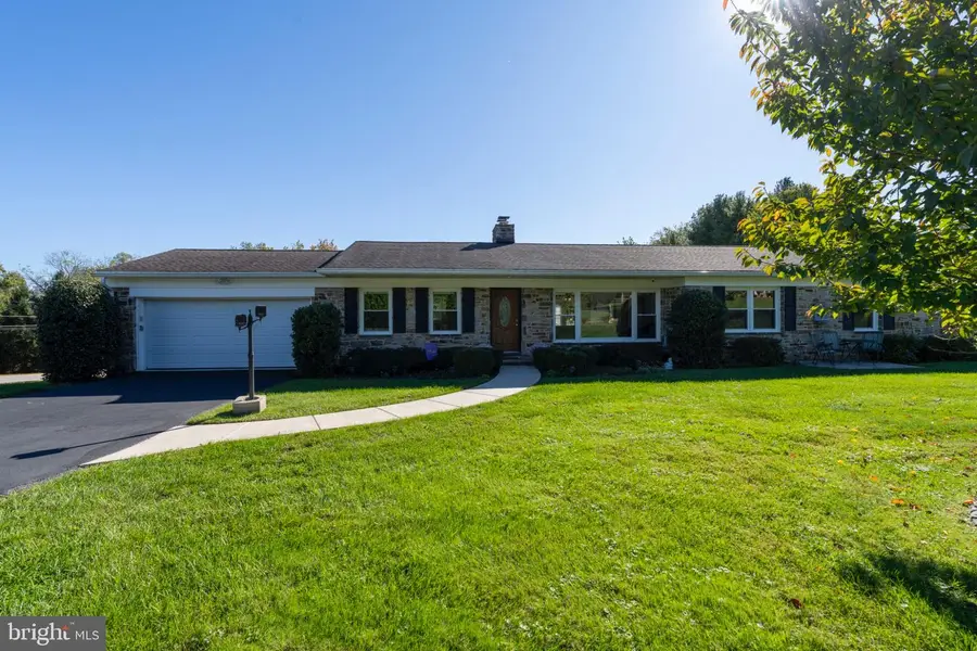 1101 Gypsy Ln W, Towson, MD 21286 - #3