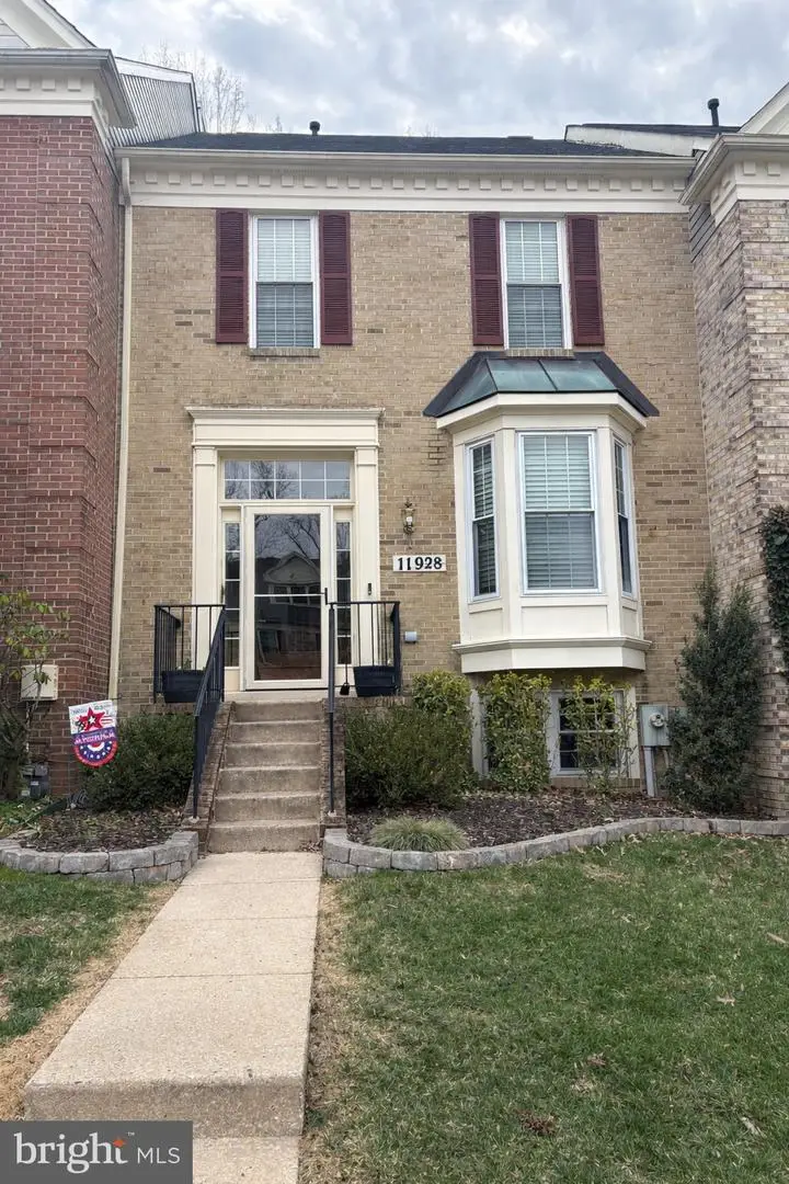 11928 Thurloe Dr, Lutherville Timonium, MD 21093 - #1