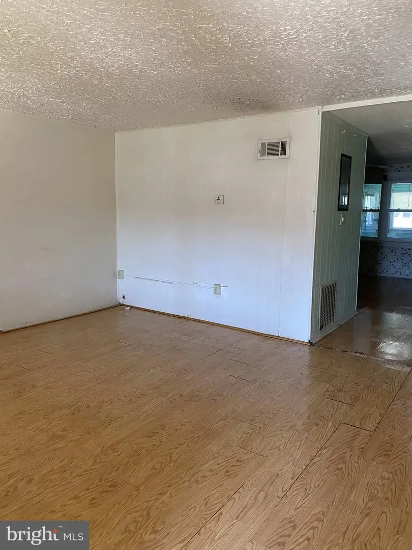 8048 Eastdale Rd, Baltimore, MD 21224 - #2