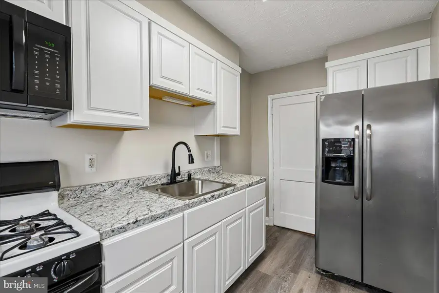 732 Arncliffe Rd, Essex, MD 21221 - #3