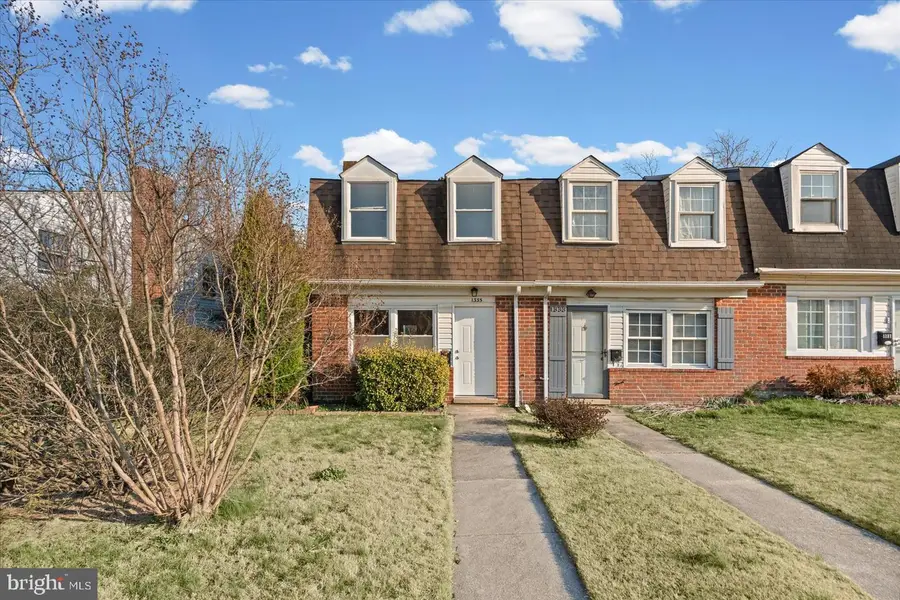 1335 Mantle St, Parkville, MD 21234 - #3