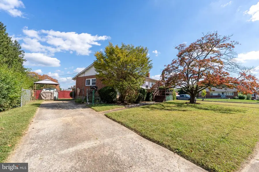 905 Lindellen Ave, Reisterstown, MD 21136 - #3