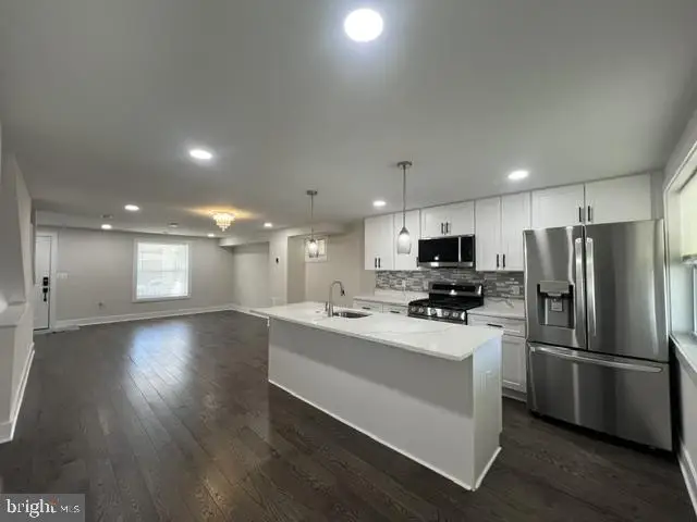 1010 Foxridge Ln, Essex, MD 21221 - #2