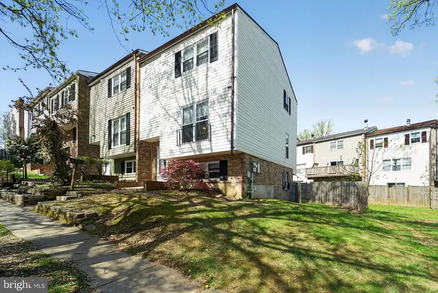 26 Maple Hollow Ct, Baltimore, MD 21234 - #2