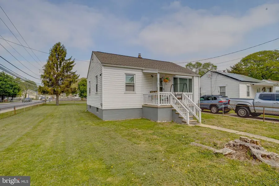 900 Renfrew St, Baltimore, MD 21221 - #2