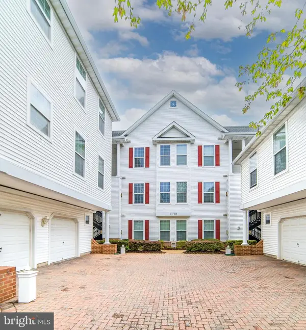 55 Hawk Rise Ln #303, OWINGS MILLS, MD 21117