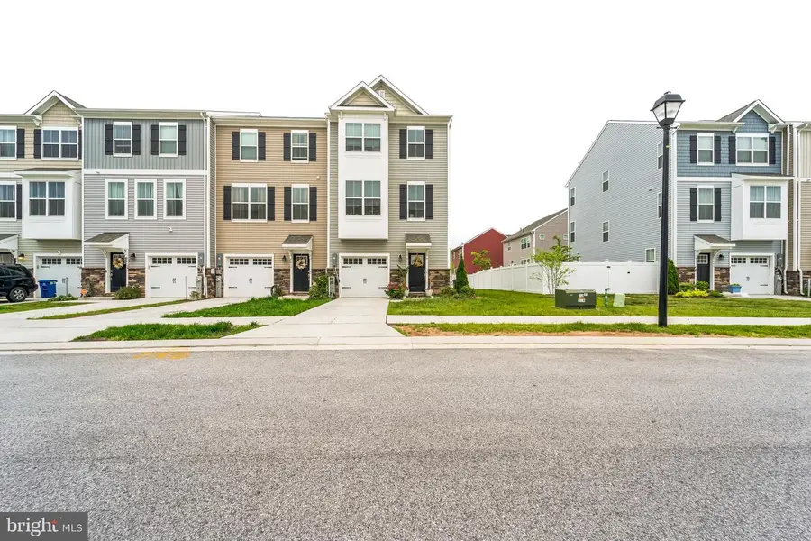 1408 Hudson View Rd, Essex, MD 21221 - #2