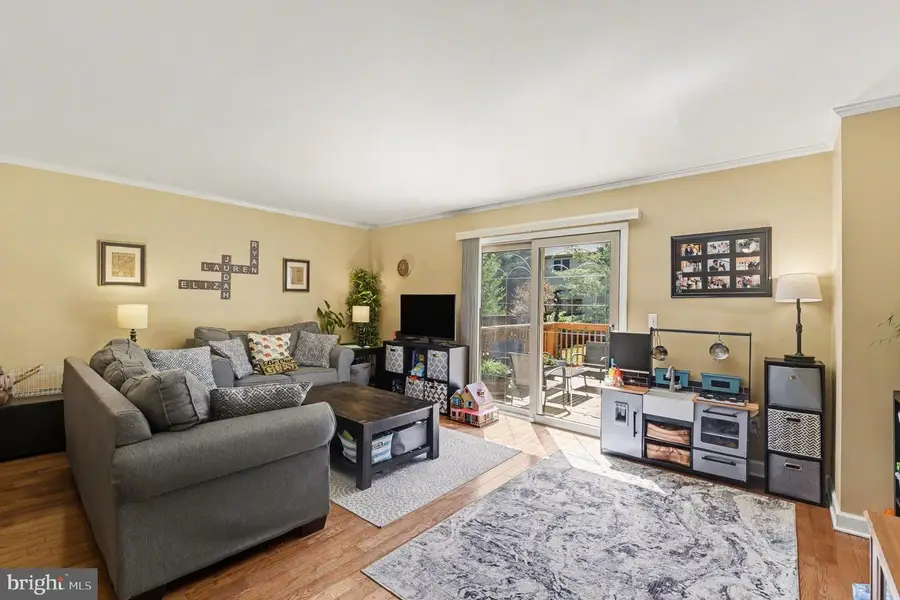 29 Bartley Ct, Baltimore, MD 21236 - #2