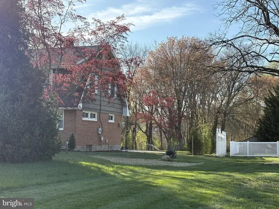 9204 Snyder Ln, Perry Hall, MD 21128 - #3