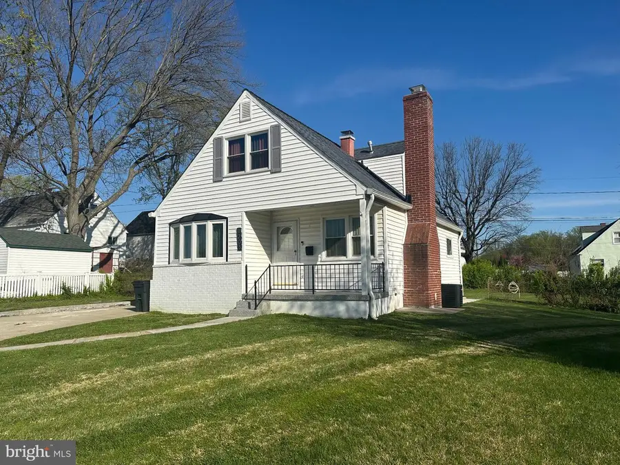 8203 Woodside Ct, Parkville, MD 21234 - #3