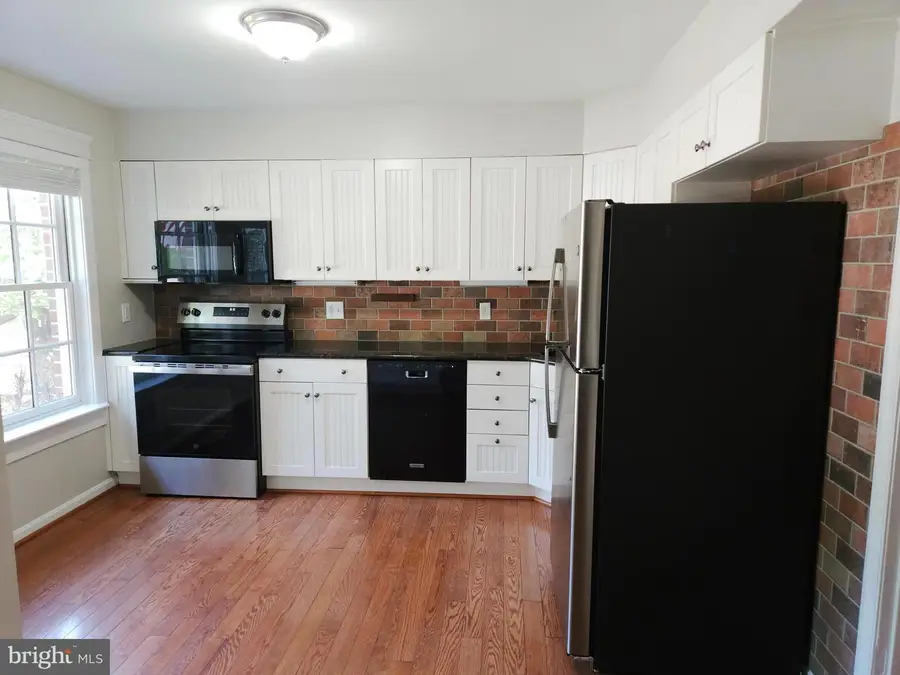 3 Tullycross Ct, Lutherville Timonium, MD 21093 - #3