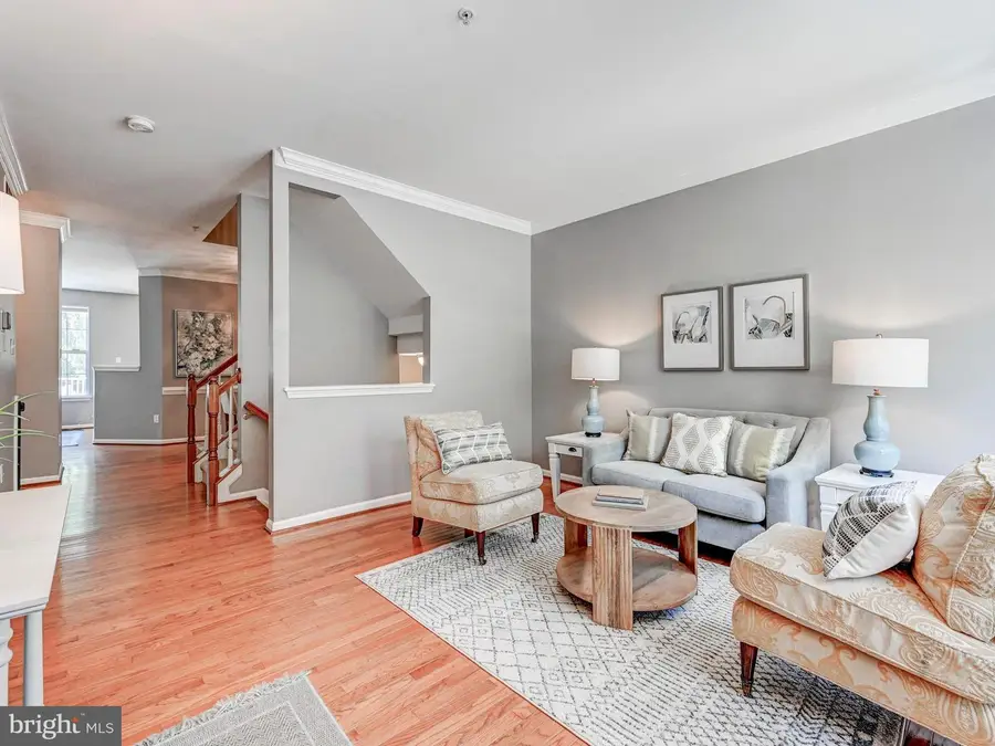 5948 Ivy League Dr, Catonsville, MD 21228 - #2