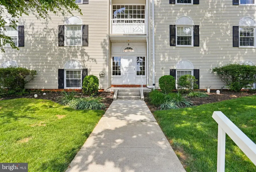 5 Lough Mask Ct #302, Lutherville Timonium, MD 21093 - #2