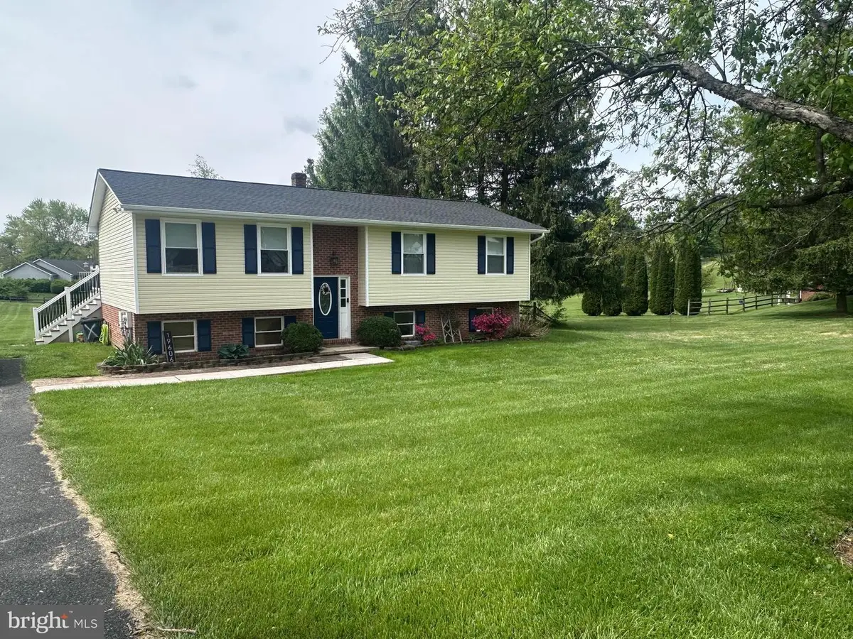 19606 Old York Rd, White Hall, MD 21161 - #1