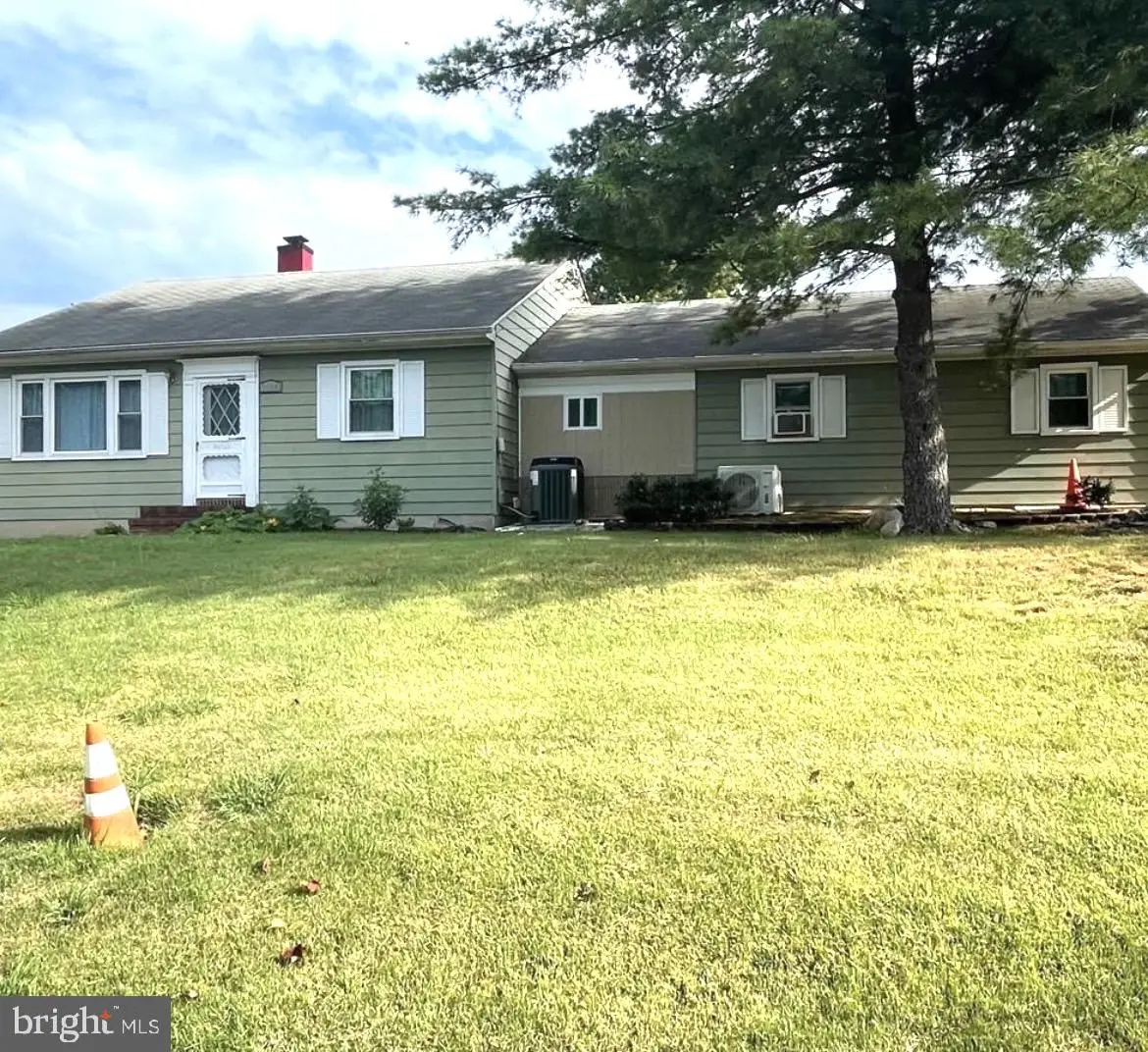 1564 Sulphur Spring Rd, Halethorpe, MD 21227 - #1