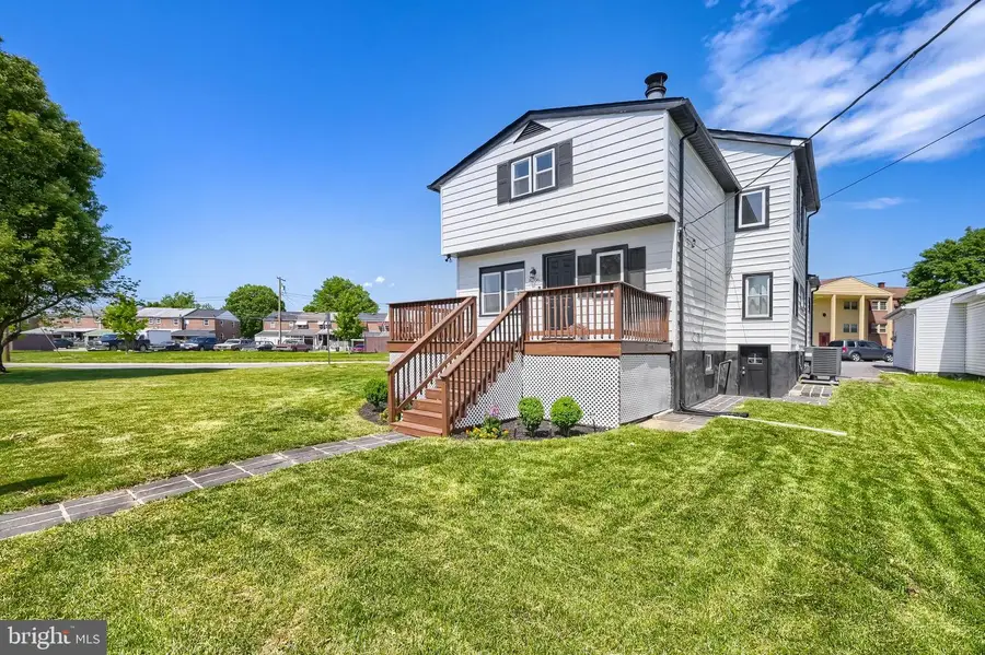 8206 Bear Creek Dr, Baltimore, MD 21222 - #2